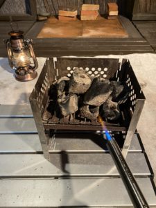 ヨーラーのカマド型焚火台