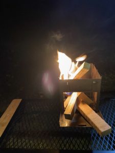 ボックスストーブの焚火