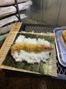 エビフライ薪を作る途中