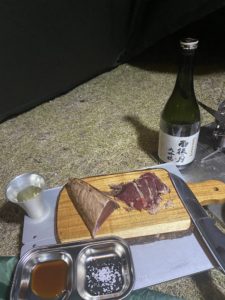 1000ルーメンのランタンの灯り