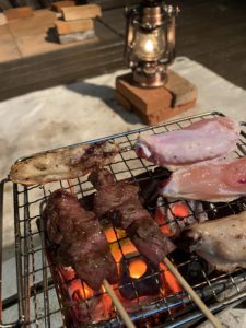 串焼きの串は焦げない