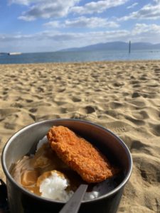 海辺のカレーは美味しい！