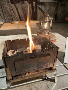 B-6君で火起こし