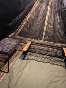 おこもりキャンプのテント内