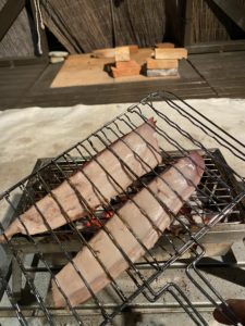 カツオのタタキ