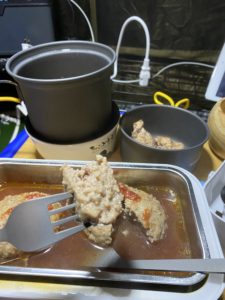 煮込みハンバーグ