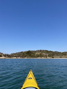 カヤックで海を渡る