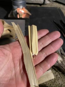 尾上製作所のミニかまどで使用する薪