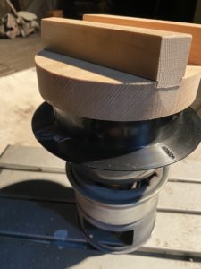 尾上製作所のミニかまどでお米を炊く