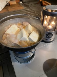 尾上製作所のミニかまどでスンドゥブを作る