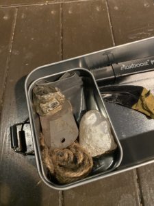 モンベルコラボのキャンプツールBOXを着火セットにする