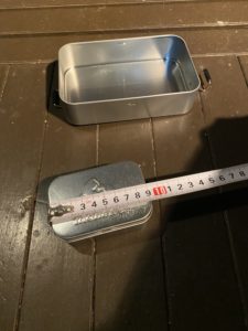 モンベルコラボのキャンプツールBOXのサイズを計測