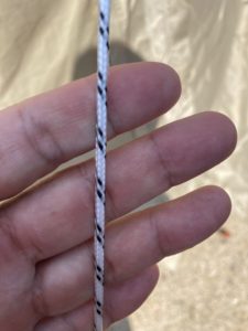 フィールドドアのロープ