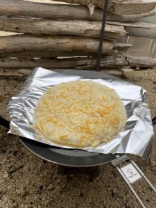 グリドルでピザを焼く