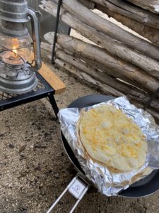 グリドルでピザを焼く