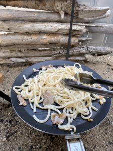 焼うどんを作る