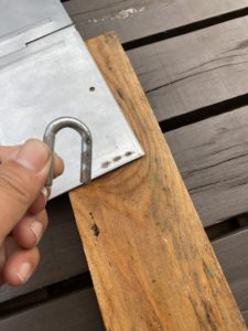 尾上製作所のファイアウッドストッカーが壊れた