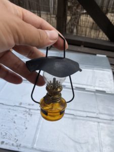 ミニランタンを修理する