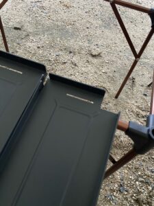 Moon Lence のキャンプテーブル