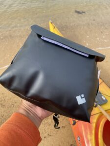 防水ショルダーバック