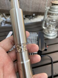 ミルに入れて使う