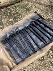 Daisoのサンドペグを塗装する