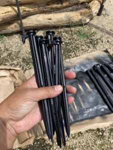 塗装を終えたDaisoのサンドペグ