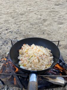 冷凍ピラフを中華鍋で傷める