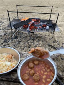 トマトパウダーのミートスープ