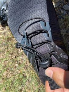 2000円のマリンシューズ