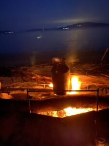 ステンレスボトルで湯を沸かす