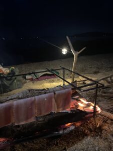 ベーコンを焼く