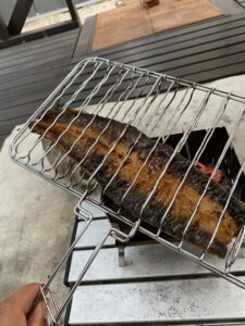 炭焼き一番で魚を綺麗に焼く
