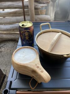 Moonlenceのテーブル