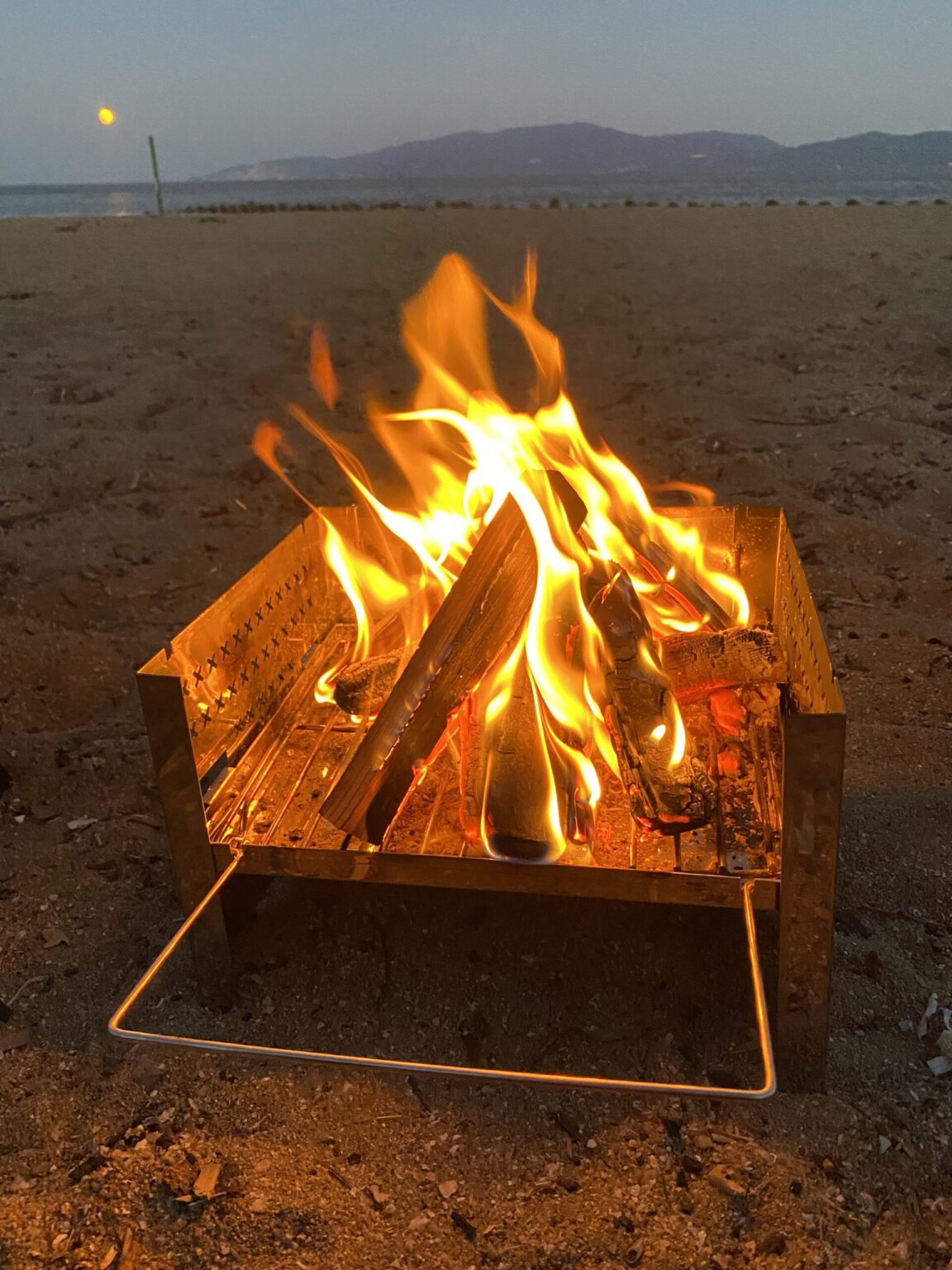 徹底分析！BUNDOK焚き火台「 焚き火グリル」 （BD-404）購入レビュー