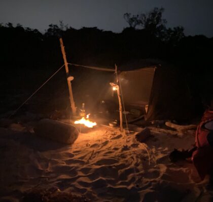 野営キャンプの様子。ピコグリルは荷物が限られるキャンプの使用にぴったり