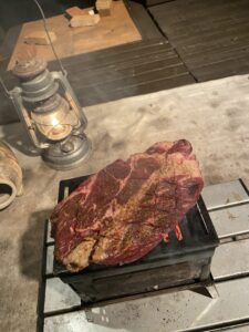 B-6君でデカい肉を焼く