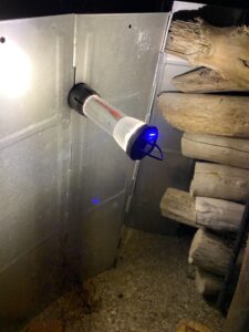 LIVELIFEのマルチファンクションミニライト シェード付き