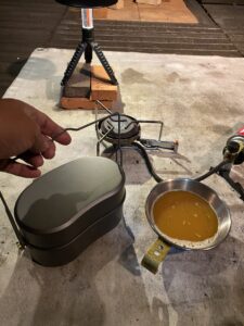 戦闘飯盒弐型で蒸し料理に挑戦