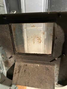 綺麗になる薪ストーブの窓