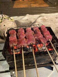 じっくりと火が通る牛串