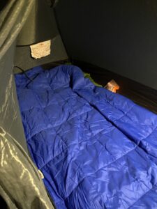 テントの中