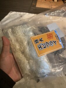 ひらめ君のお魚横丁の特大エビフライ