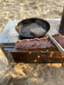 中火で焼いたお肉