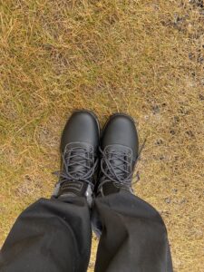 着脱しやすいキャンプシューズ