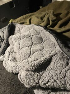 BROOKLYN OUTDOOR COMPANY　エコダウンブランケット