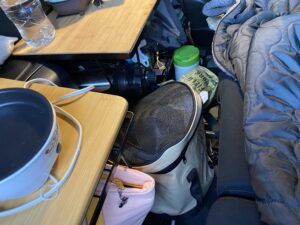 車中泊の後部座席