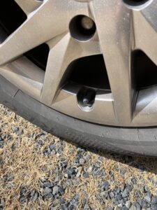 タイヤに空気を入れる