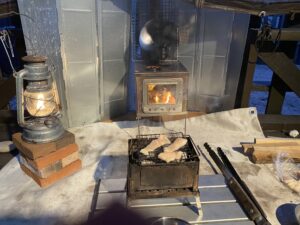 スノーピークの火ばさみ