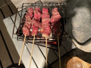 牛を焼く